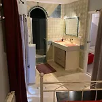 Апартаменты Tres Bel Cosy Et Chaleureux A Ним