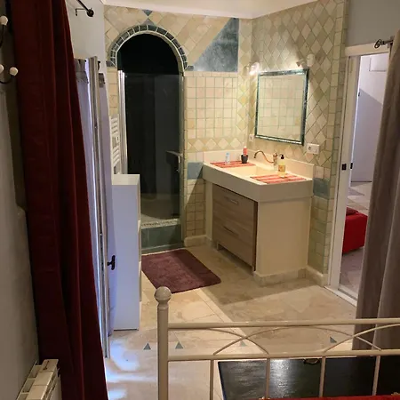 דירה Tres Bel Cosy Et Chaleureux A נים