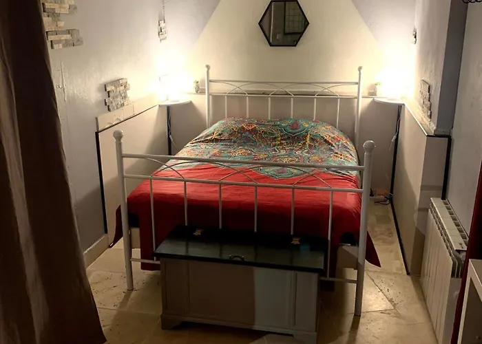 Tres Bel Cosy Et Chaleureux A * Nîmes