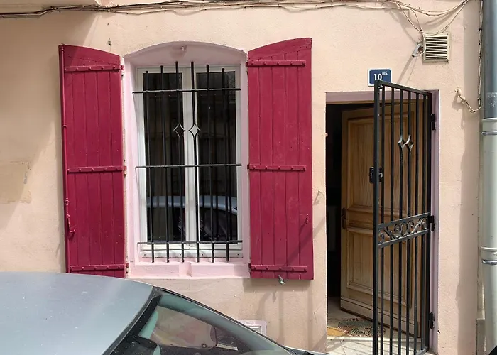 Tres Bel Cosy Et Chaleureux A Nîmes